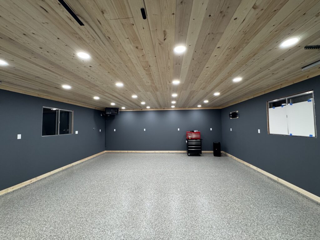 completed-flake-epoxy-garage-floor-coating-vancouver-island-elegant-coatings